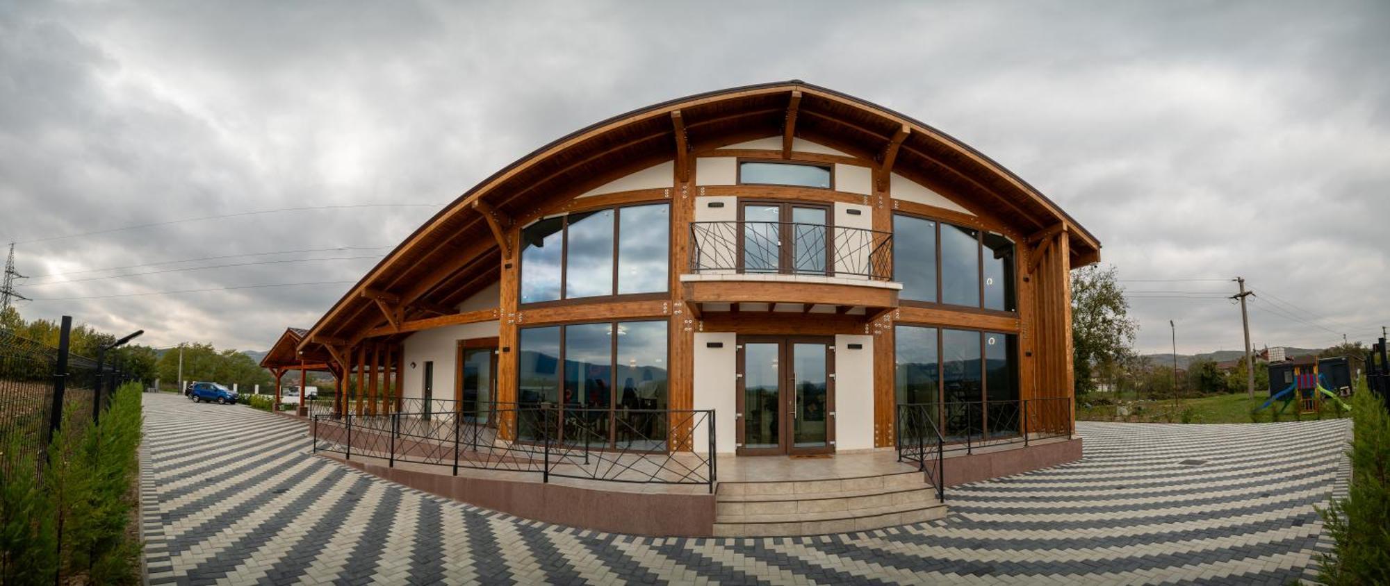 Pensiunea Subcarpati Calimanesti Exterior photo